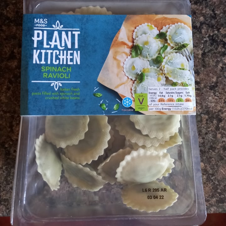 review photo of Plant Kitchen (M&S) Spinach Ravioli shared by @marivezza on 26 Mar 2022 - review