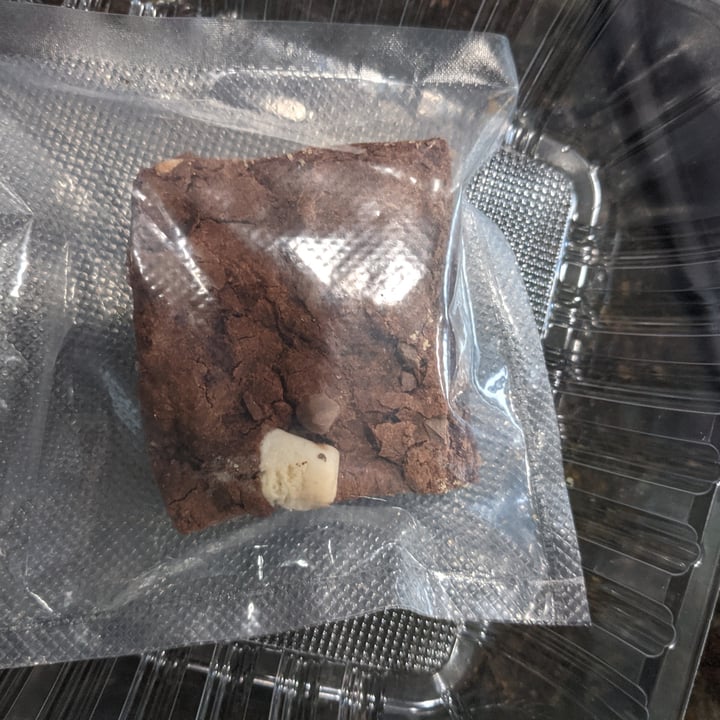 review photo of 24 Carrots Campfire Brownie shared by @vigilante-vegan on 24 Oct 2021 - review