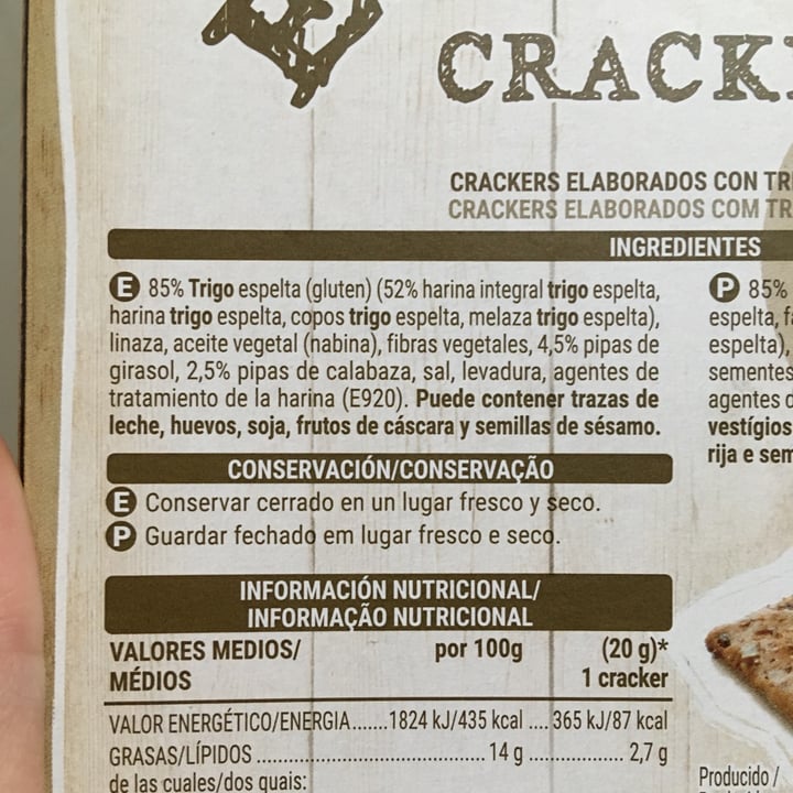 photo of Hacendado Crackers De Espelta shared by @marujis on  24 Apr 2021 - review