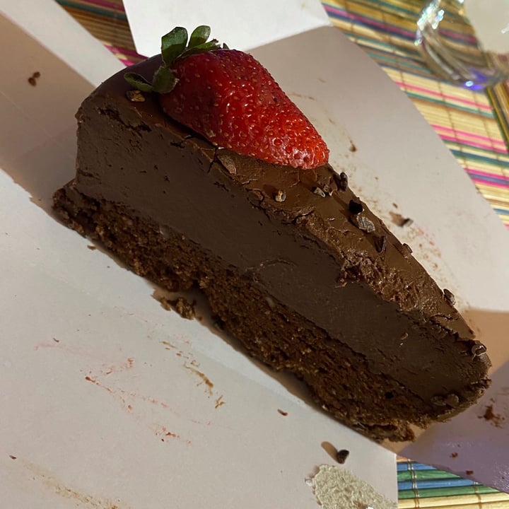 photo of Flax & Kale Street Two textures chocolate cake shared by @irequinzel on  18 Sep 2021 - review