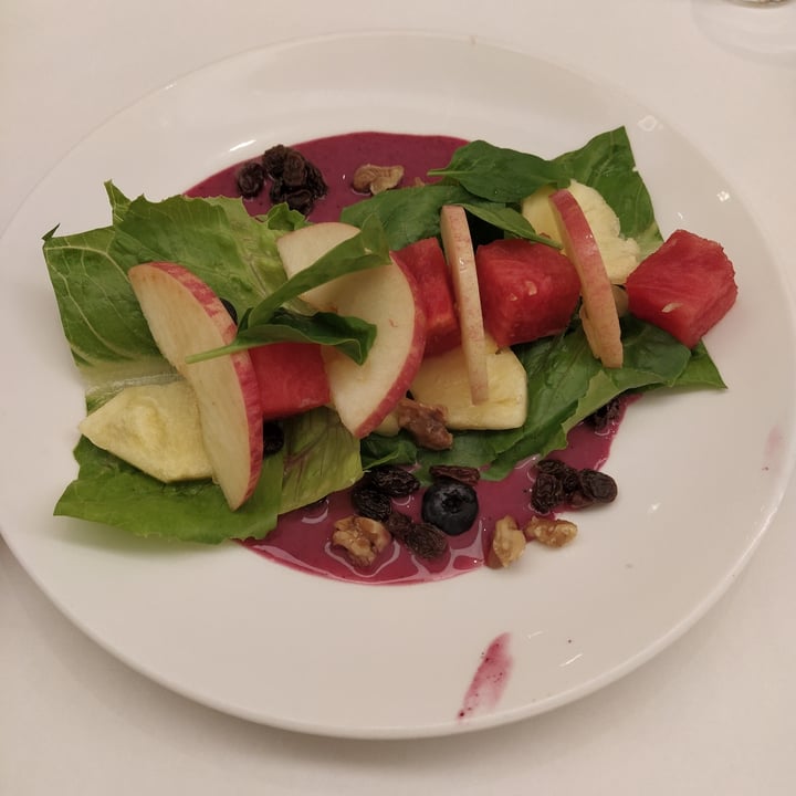 photo of SUFOOD Singapore Revitalising Mix Fruit Vegetables and Salad shared by @pippapong on  05 Oct 2021 - review