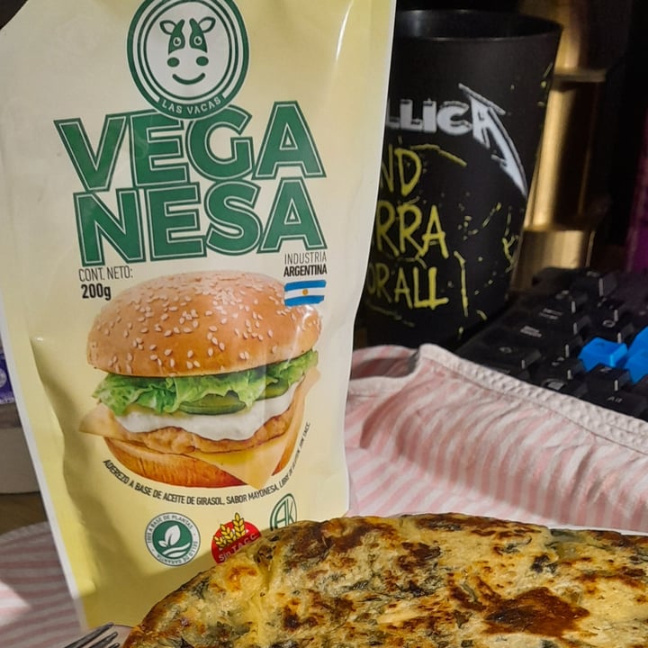 photo of Felices Las Vacas Veganesa shared by @lucianacircular on  05 Dec 2022 - review