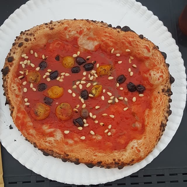 Foto del plato “Pizza Partenopea”