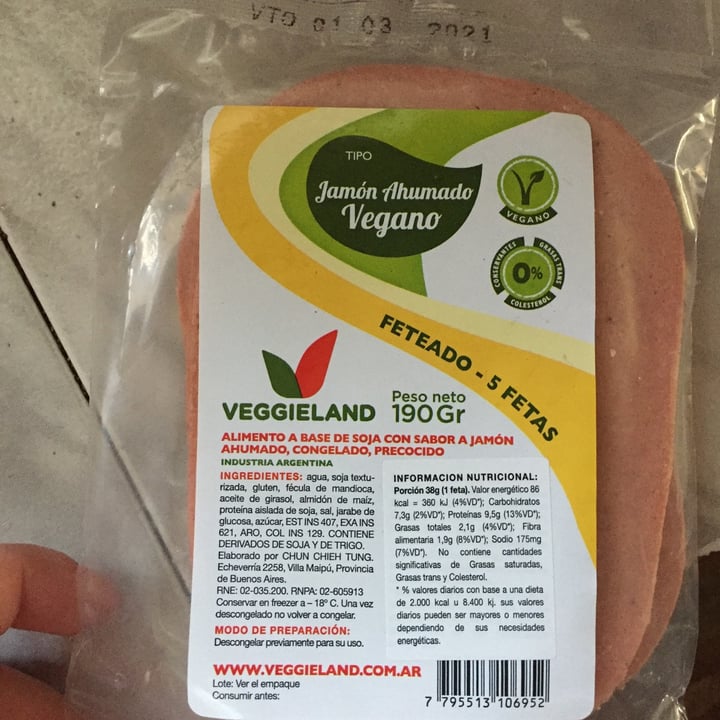 review photo of Veggieland Jamón Ahumado Vegano Feteado shared by @giugin on 27 Oct 2020 - review