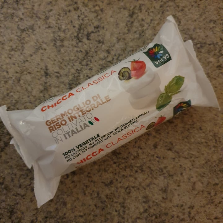photo of Verys Chicca Classica shared by @anymoth on  03 Apr 2022 - review