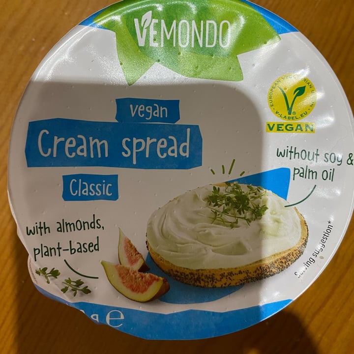 photo of Vemondo Cream cheese shared by @supersukita on  16 Jan 2022 - review