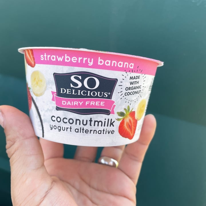 photo of So Delicious Dairy Free coconut yogurt strawberry & banana shared by @jaggy on  14 Aug 2022 - review