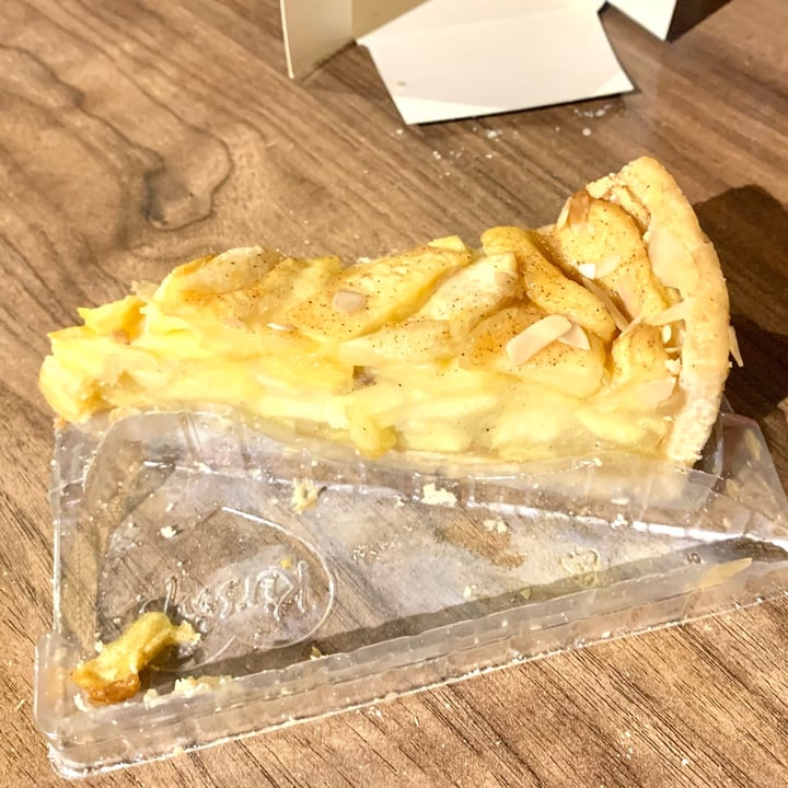 photo of Kirsty’s Luxury apple pie shared by @vegpledge on  19 Dec 2022 - review