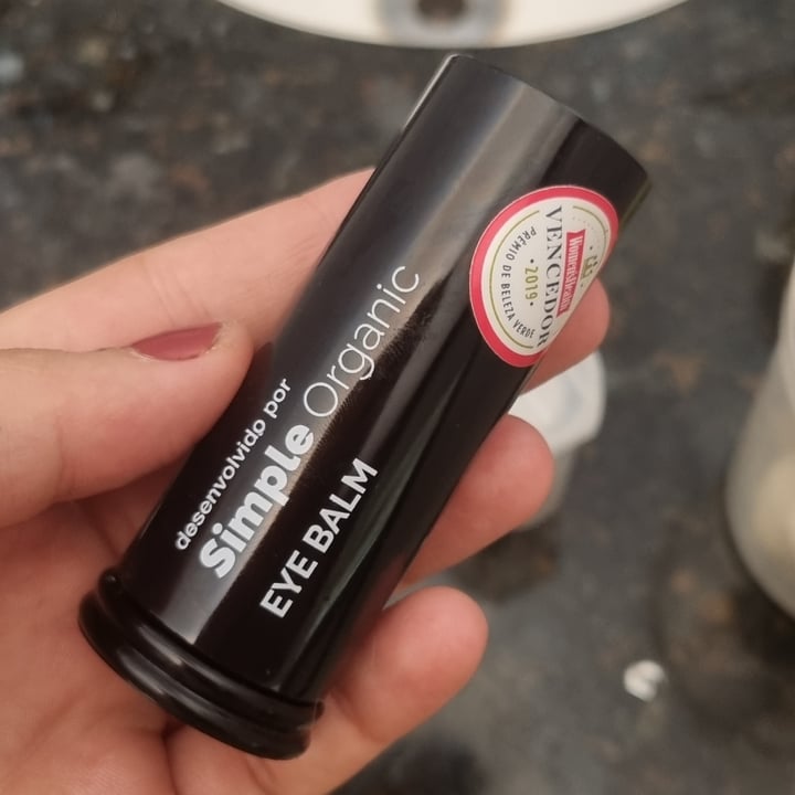 photo of Simple Organic Organic Eye balm shared by @carlamarquezini on  26 Oct 2022 - review