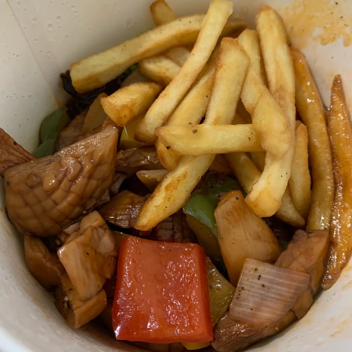 photo of Vegan Family Shaky vegan beef shared by @vyvegan on  25 Jul 2022 - review