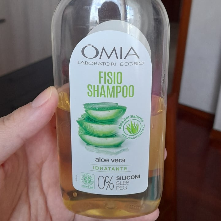 photo of Omia Laboratoires Fisio Shampoo All'aloe Vera shared by @franci95 on  01 Dec 2021 - review
