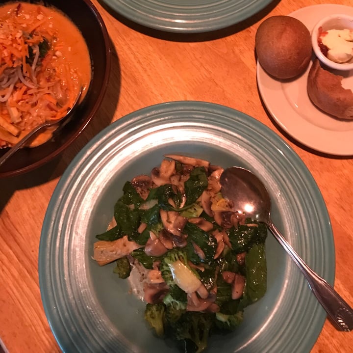 review photo of Cafe Sunflower Sandy Springs Quinoa Paella shared by @veganwalkerr on 13 Aug 2018 - review