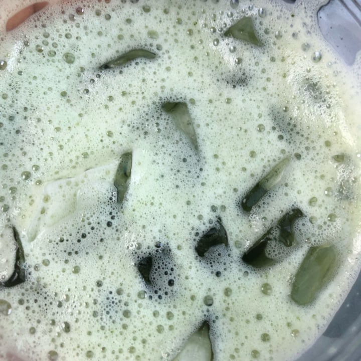 photo of Starbucks Matcha latte shared by @anasoff on  27 Sep 2021 - review