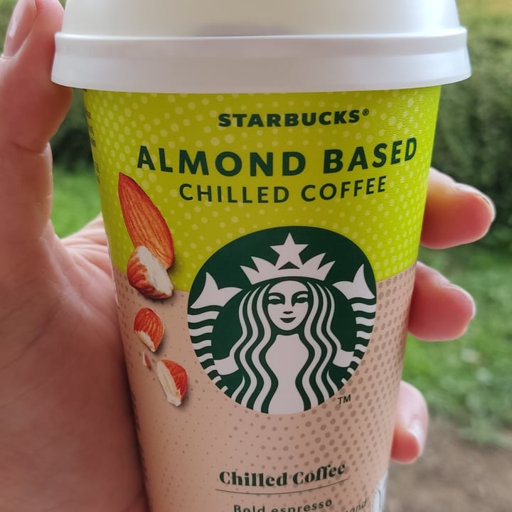photo of Starbucks Almond Based Iced Coffee shared by @fraguidetti on  18 Jun 2022 - review