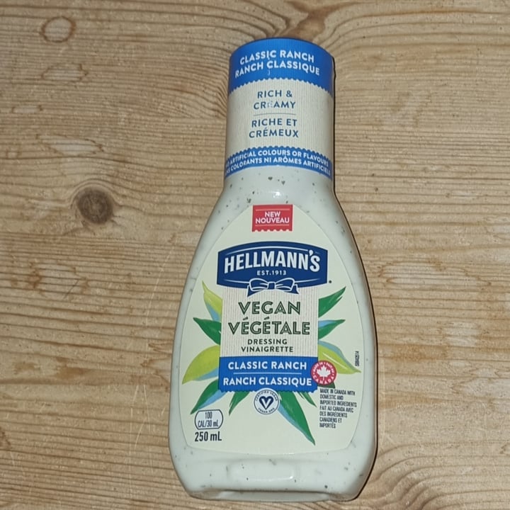 photo of Hellmann’s Ranch Dressing shared by @amanada on  19 Aug 2022 - review