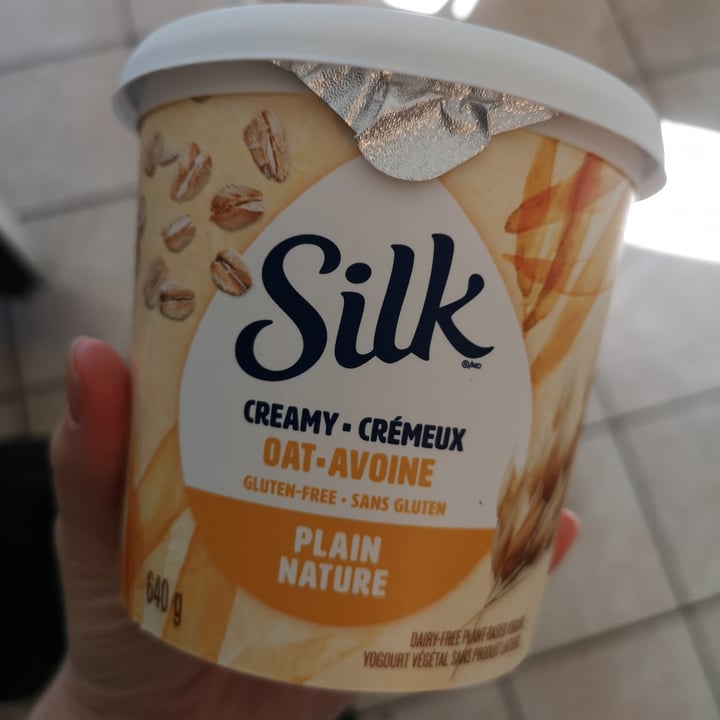 photo of Silk Oat plain yogurt shared by @uneboucheedevie on  03 Nov 2021 - review