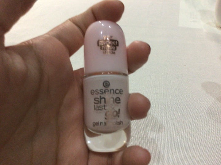 photo of Essence Cosmetics Shine Last & Go Gel Nail Polish shared by @finjayinreinhard on  16 Mar 2022 - review