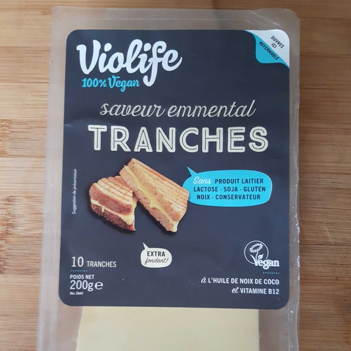review photo of Violife Slices emmental flavor - Tranches saveur emmental shared by @fabiana1973 on 12 Dec 2021 - review