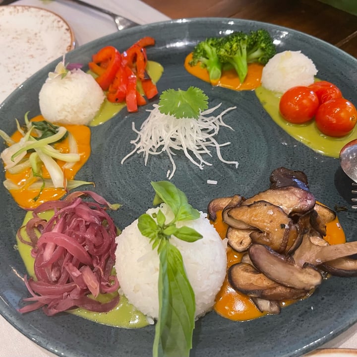 review photo of Levél Veggie Bistro De Tailandia shared by @ninafrancisca on 01 Dec 2022 - review