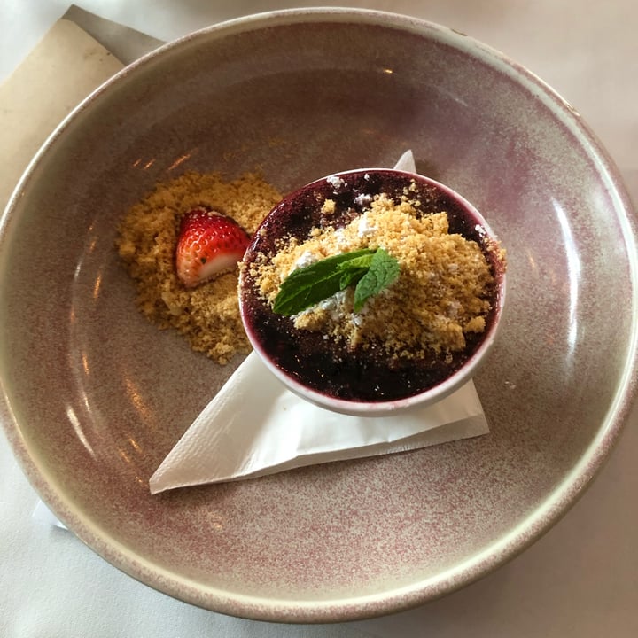 photo of Joiners Arms Hotel Mixed Berry Crumble shared by @shania8 on  05 Dec 2021 - review