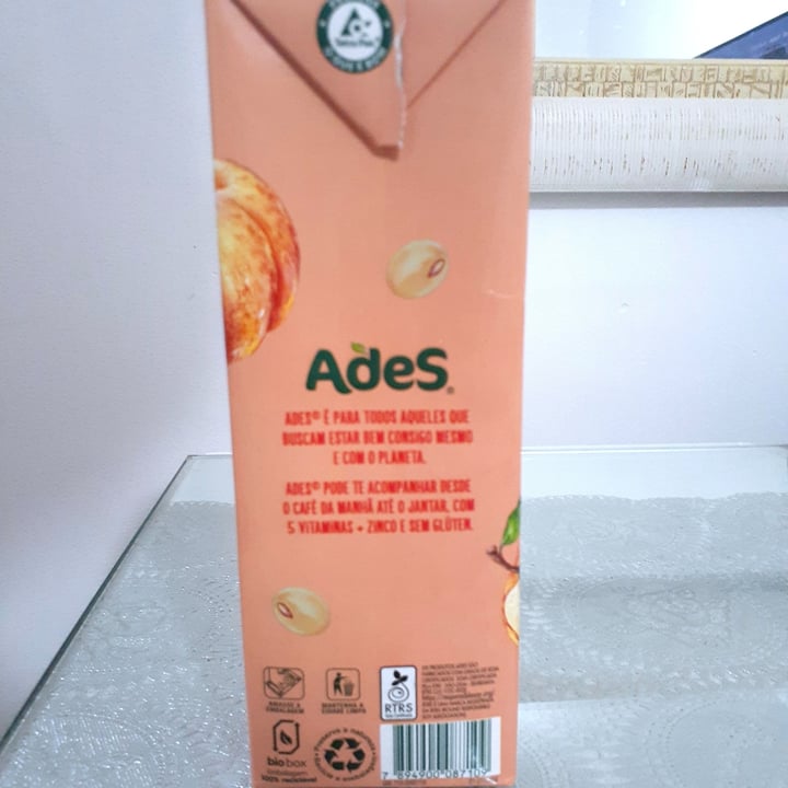 photo of Ades Ades con Jugo de Durazno shared by @dimitriathos on  08 Jul 2022 - review