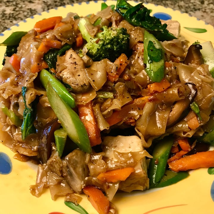 photo of Kati Portland Pad See-Ew shared by @pdxveg on  03 May 2020 - review