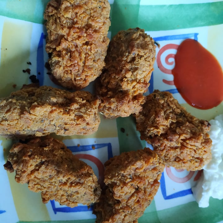 photo of The Vegilantes Southern Fried W*ngs Herbs & Spices shared by @catsronaut on  23 Jan 2021 - review