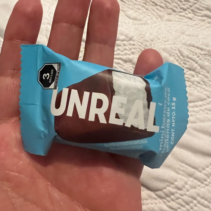 review photo of Unreal Dark Chocolate Coconut Bars shared by @miriampef on 08 Jun 2022 - review