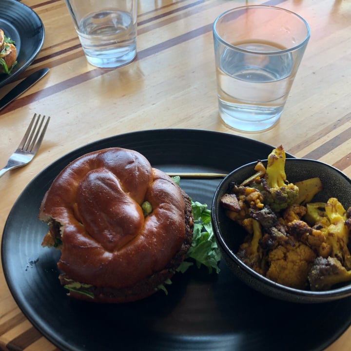 photo of Root Down Root Down Veggie Burger (made Vegan) shared by @wharding on  20 Aug 2018 - review