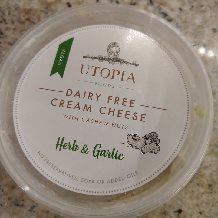 photo of Utopia Foods Dairy Free Cream Cheese Garlic & Herb shared by @provegza on  28 Jun 2020 - review