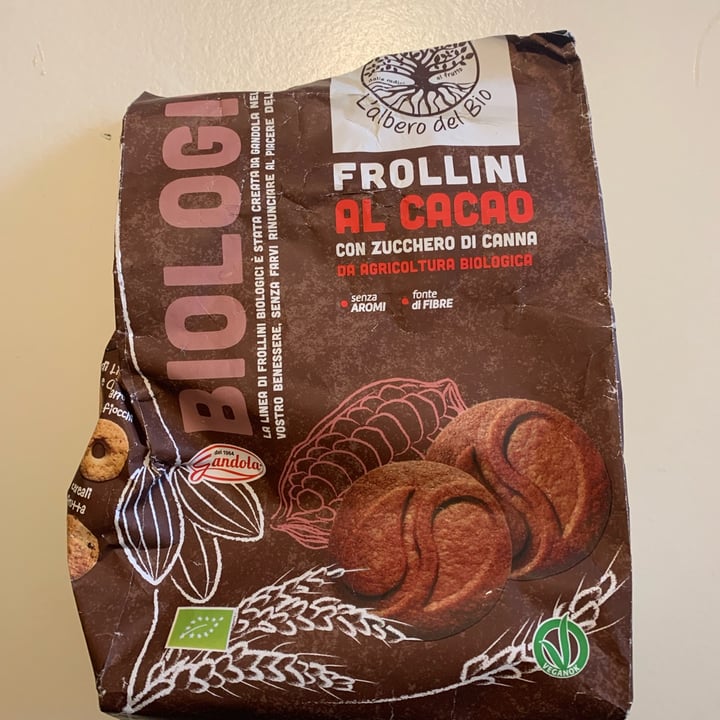 photo of L'albero del Bio Frollini al cacao shared by @saracipolla on  29 Apr 2022 - review