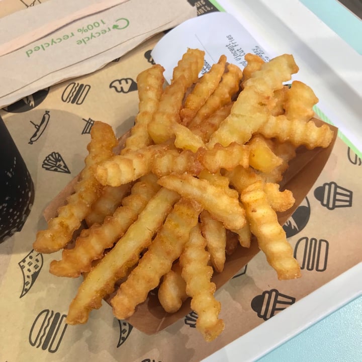 photo of Vincent Vegan Crinkle Cut Fries shared by @minmarmag on  11 Sep 2021 - review