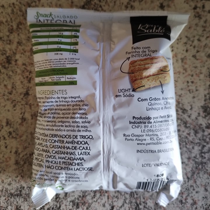 photo of Petit Sablé Snack Ervas de provence com toque de Oliva shared by @m4gnus on  18 Sep 2022 - review
