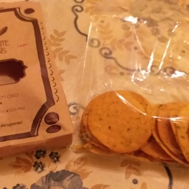 photo of Alere Goumert Biscoito de Tomate e Ora-pro-nóbis shared by @apiperex on  01 Jul 2022 - review