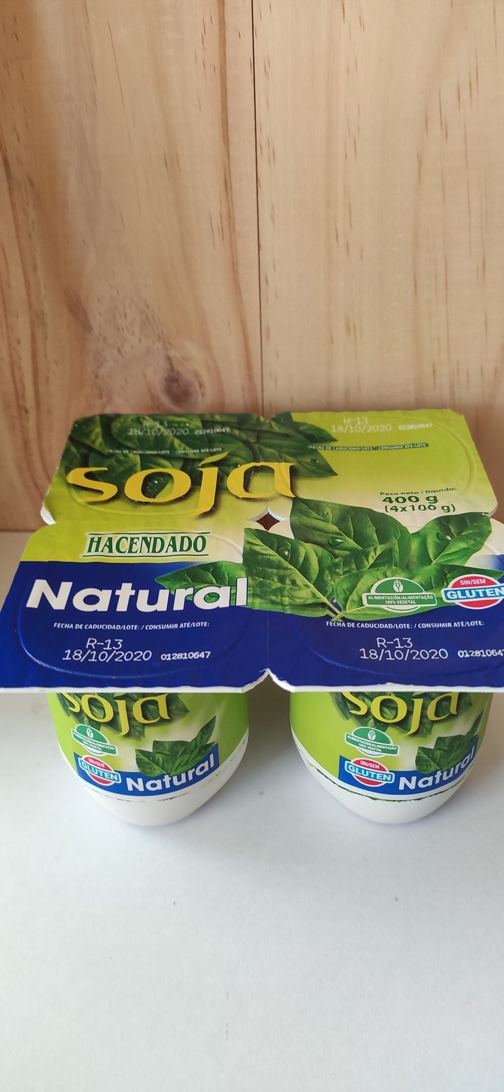 photo of Hacendado Yogurt De Soja Natural shared by @tiamoki on  11 Nov 2020 - review