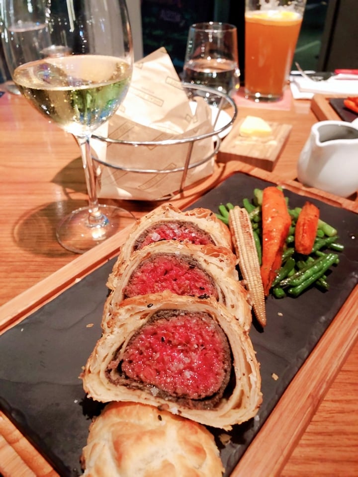 photo of Bread Street Kitchen Singapore Impossible Wellington shared by @beanbeansprout on  11 Jan 2020 - review