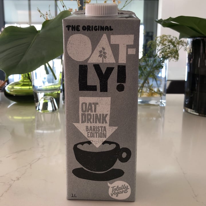 photo of Oatly Organic Oat Drink shared by @paularoo on  02 Dec 2020 - review