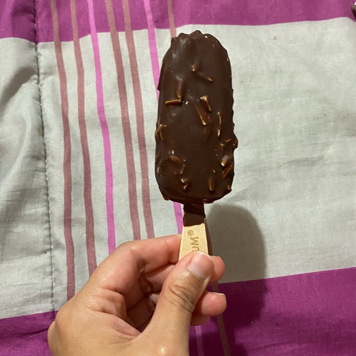 photo of Magnum Magnum Almendras Vegana shared by @elenapera on  05 May 2022 - review