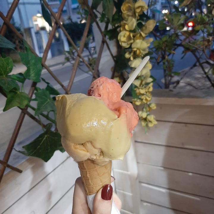 photo of gelateria Kremmy Cono Gelato shared by @aleessia on  22 Jun 2022 - review