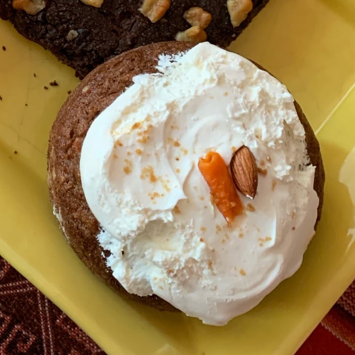review photo of Isla Vegana Carrot cake shared by @braldo on 30 Apr 2022 - review