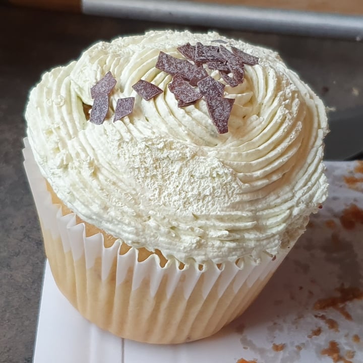 photo of Café Blattgold Cupcake "Mozartkugel" shared by @martini on  26 Sep 2021 - review