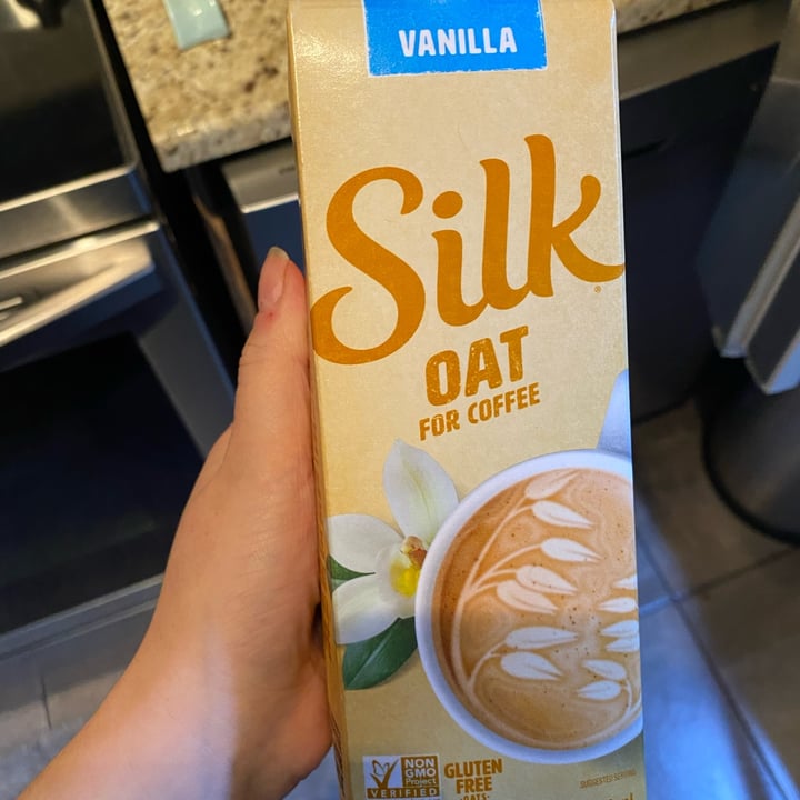 review photo of Silk Silk oat for coffee vanilla shared by @dionysustainability on 25 May 2022 - review