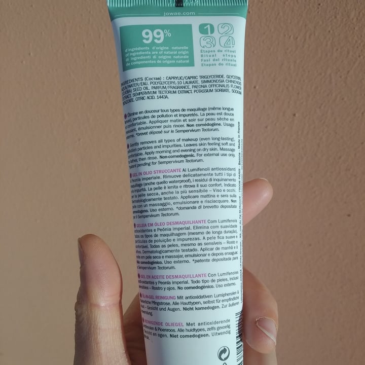 photo of Jowaé Gel in olio struccante viso e occhi shared by @suze7 on  24 Mar 2022 - review