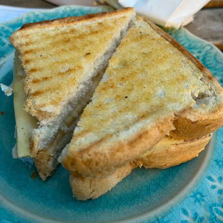 photo of O Porto dos Gatos Ham And Cheese Toast shared by @ericat on  29 Apr 2022 - review