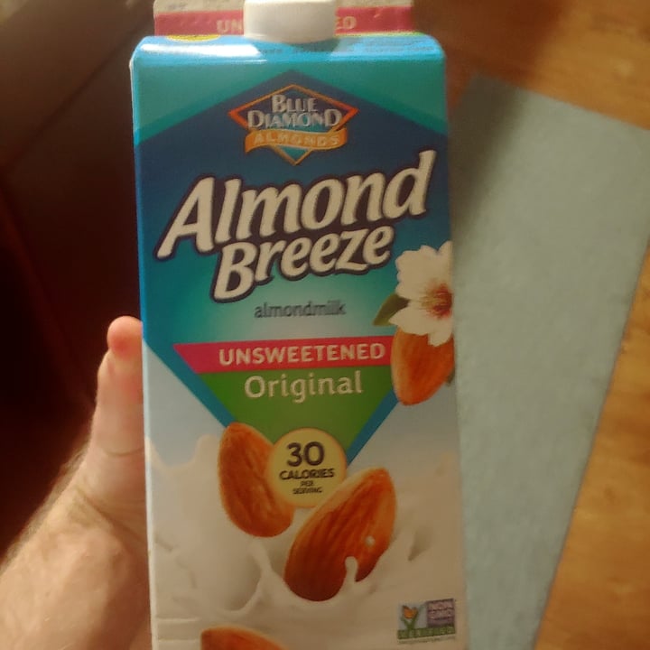 photo of Blue Diamond Unsweetened Almond Milk Original shared by @dcarvill on  19 May 2020 - review