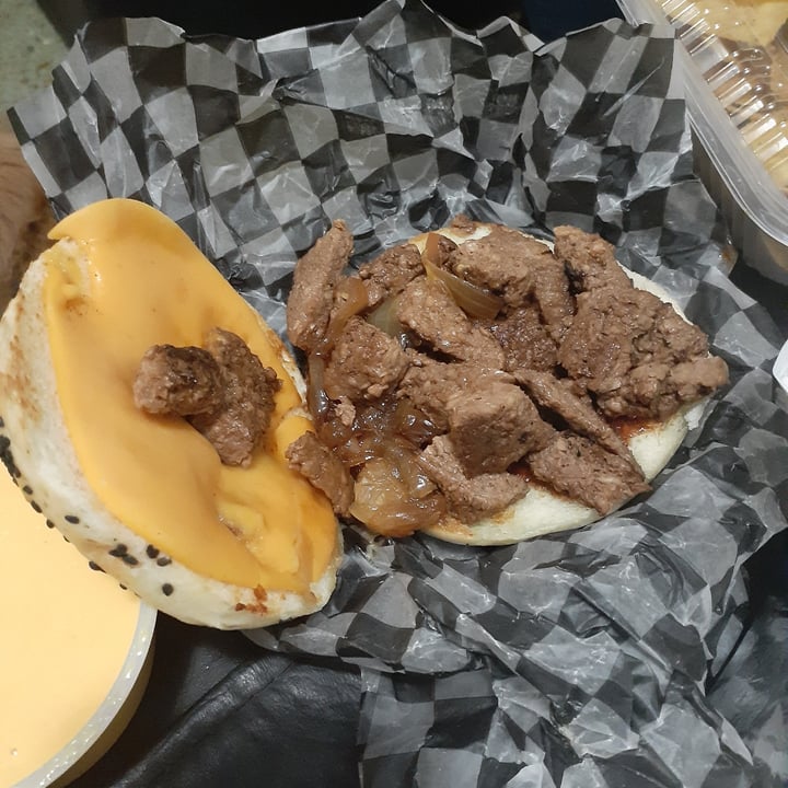 photo of Mönt take away Bagel vegan de 'no carne' shared by @gonzalolocascio on  08 Oct 2021 - review