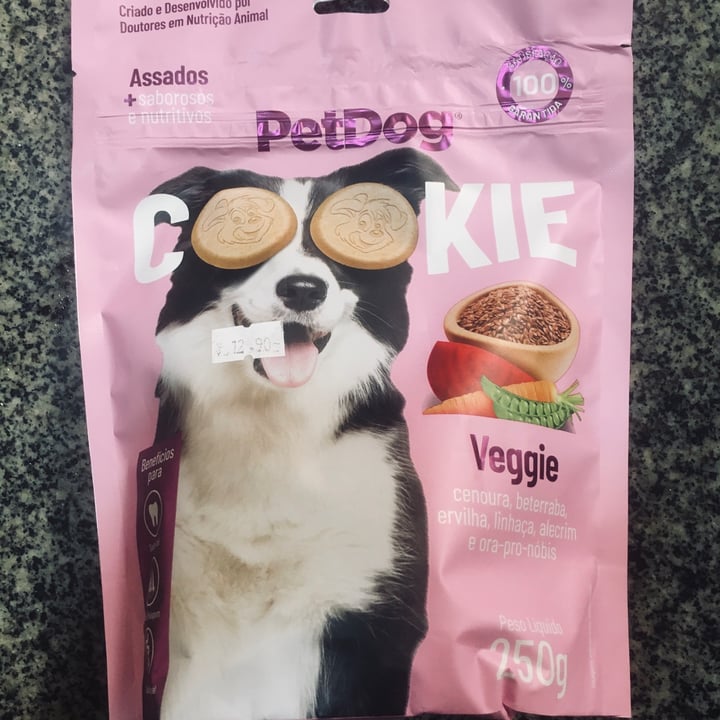 photo of Petdog Cookie Veggie Cenoura, Beterraba, Ervilha, Linha, Alecrim E Ora-pro-nobis shared by @beatrizradicchi on  07 May 2022 - review