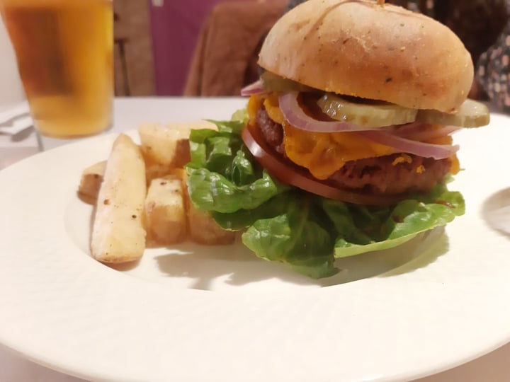 photo of Caballete & Berenjena Vegan Food Hamburguesa Vegana shared by @leitolady on  02 Nov 2019 - review