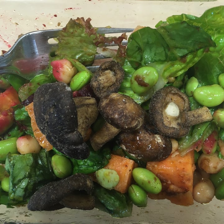 review photo of Edens Black Summer Truffle Shiitake Mushroom Chips shared by @aram on 27 Dec 2020 - review