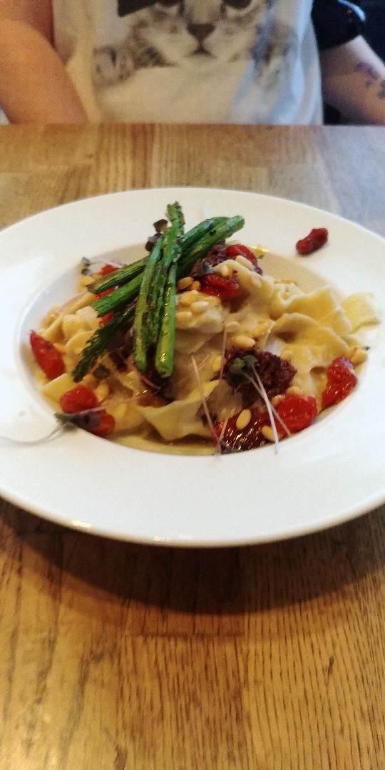 photo of Anastasia Jerusalem Artichoke Cream Pappardelle shared by @noageller on  22 Aug 2019 - review